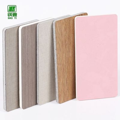 HPL Planche MgO laminée à grains de bois pour la surface décorative Pour panneaux muraux d'hôtel